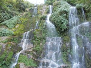 23. Bakthang Waterfall - Tourist Places In Gangtok - गंगटोक मे घुमने की जगह
