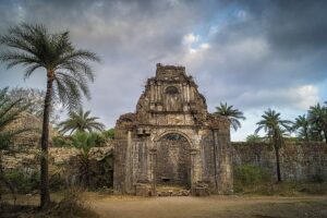 tourist places in mumbai mumbai me ghumne ki jagah Fort Bassein (Vasai Fort), Mumbai