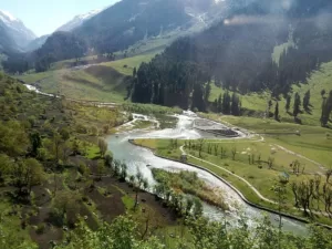 Betaab Valley, Tourist Places in Kashmir