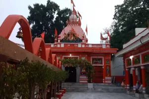Lord Hanuman Temples of Aliganj, Lucknow me ghumne ki jagah