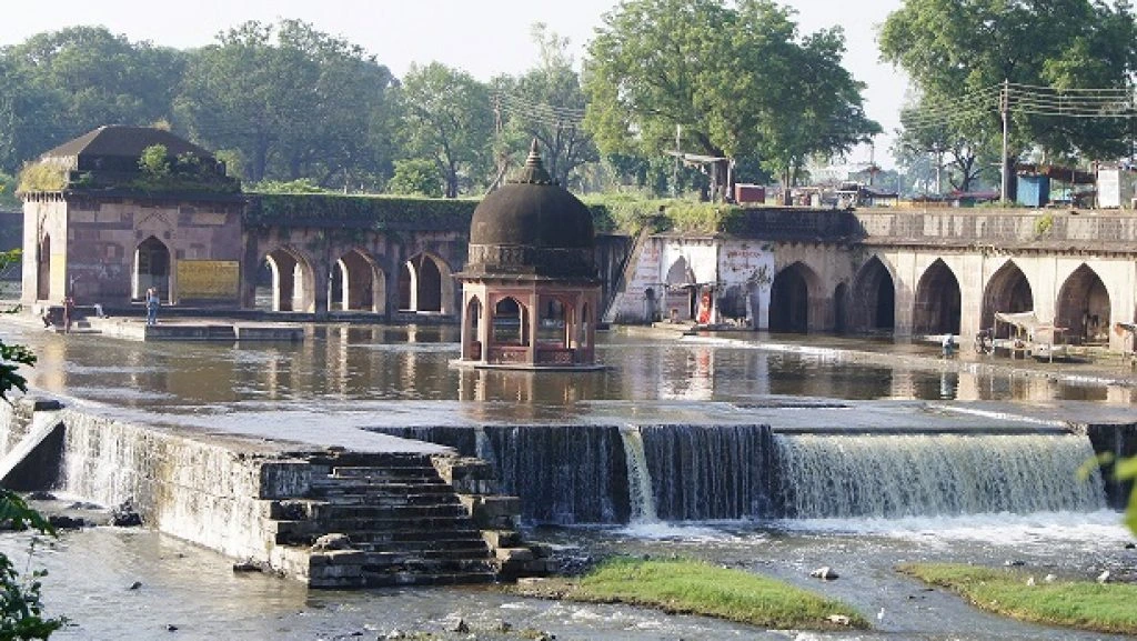 Kaliyadeh Palace, Ujjain me ghumne ki jagah