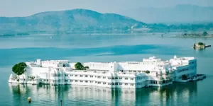 Lake Palace, Udaypur me ghumne ki jagah