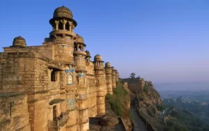 Gwalior Fort, Gwalior me ghumne ki jagah