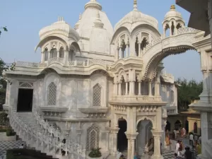 ISKCON Temple, Kanpur mein ghumne ki jagah Tourist places in kanpur