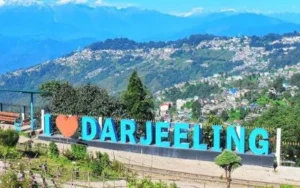 दार्जिलिंग में पर्यटन स्थल (darjeeling me ghumne ki jagah)