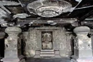 एलोरा की गुफाएं (Ellora Caves)