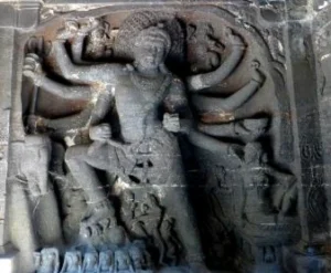 एलोरा की गुफाएं (Ellora Caves)